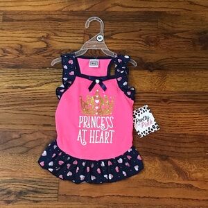 Puppy / Dog / Pet Apparel Princess at Heart Dress NWT 
Crown & Hearts
Medium
Bun